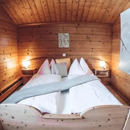 Cozy Close To The Slopes, Cleaning Included דירה קליינארל